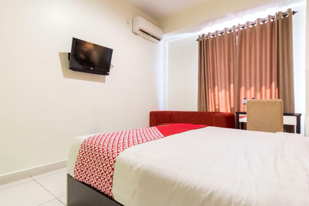 Oyo Flagship 1348 Hotel Home Anaya Medan Kültér fotó